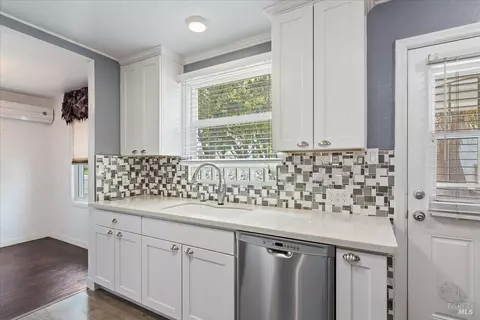 3024 Irwin St, Vallejo, CA 94591 photo 9
