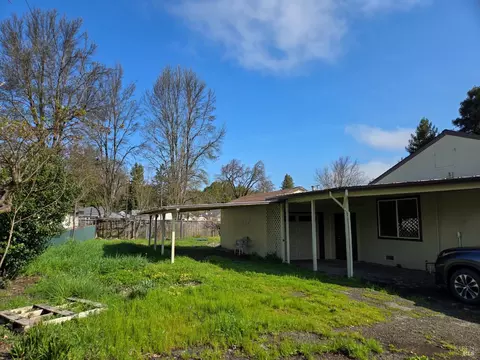 92 Franklin Ave, Willits, CA 95490 photo 24