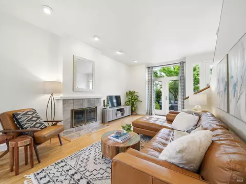 76 Ross Ave #4, San Anselmo, CA 94960