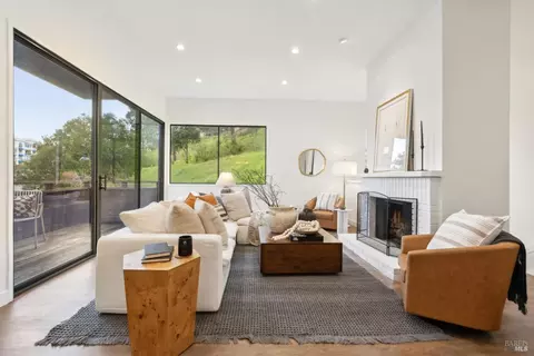 440 El Faisan Dr, San Rafael, CA 94903