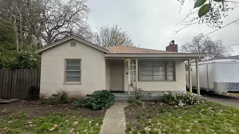 14 Lorraine St, Ukiah, CA 95482