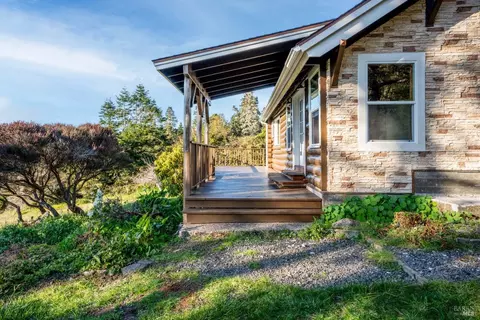 6701 Highway 1, Little River, CA 95456