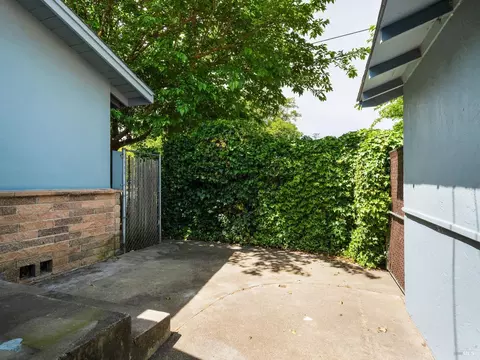 605 N Pine St, Ukiah, CA 95482 photo 28