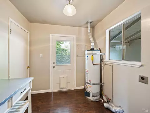605 N Pine St, Ukiah, CA 95482 photo 26