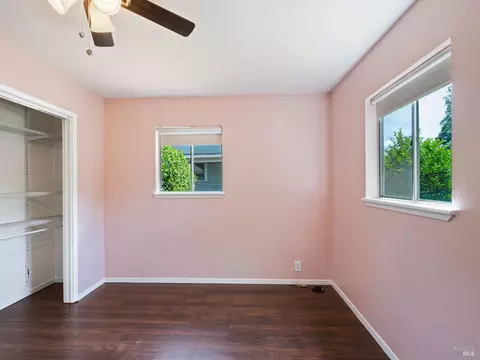 605 N Pine St, Ukiah, CA 95482 photo 21