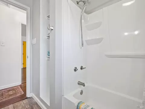 605 N Pine St, Ukiah, CA 95482 photo 25