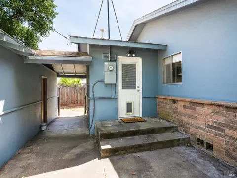 605 N Pine St, Ukiah, CA 95482 photo 27