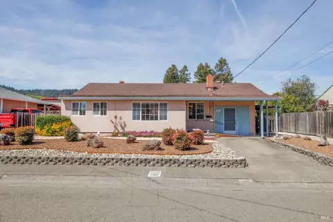 13 Alter St, Cloverdale, CA 95425