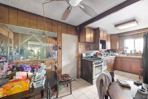 1180 Shell Ave, Martinez, CA 94553 photo 14
