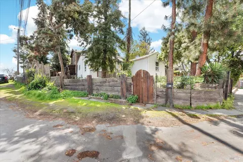 1180 Shell Ave, Martinez, CA 94553 photo 3