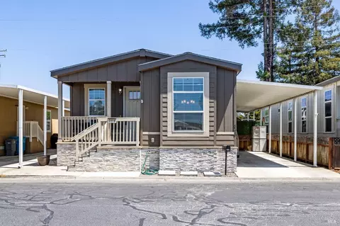 3116 Loretta Way, Santa Rosa, CA 95403