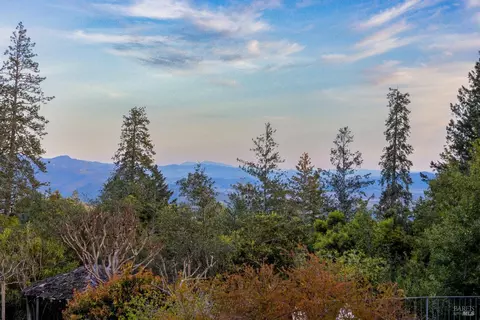 595 Sunset Dr, Angwin, CA 94508 photo 14