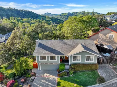 105 Cabro Ct, Novato, CA 94947