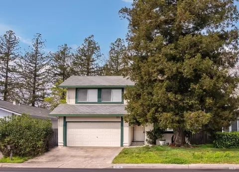 1416 Garrett Ct, Rohnert Park, CA 94928