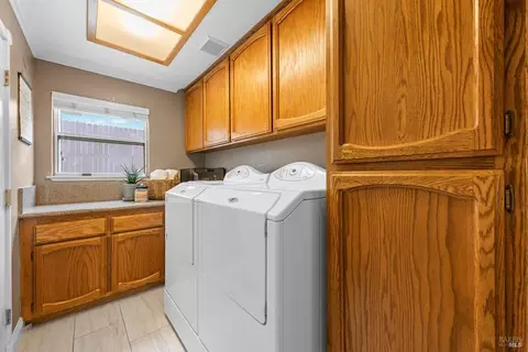 Other - 812 Wethersfield Dr, Vacaville, CA 95688 photo 13 of 16