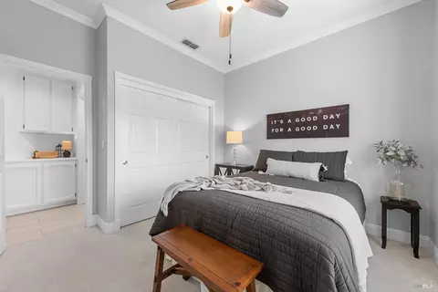 Bedroom - 812 Wethersfield Dr, Vacaville, CA 95688 photo 2 of 10