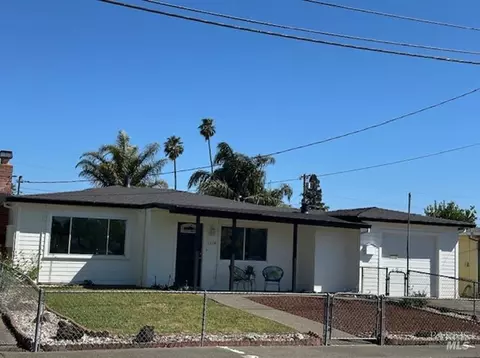 1304 Mcgregor Ave, Petaluma, CA 94954