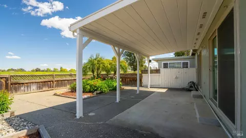97 Sequoia Dr, Vacaville, CA 95687 photo 33