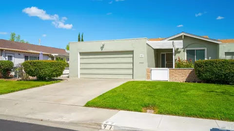 97 Sequoia Dr, Vacaville, CA 95687 photo 4