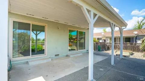 97 Sequoia Dr, Vacaville, CA 95687 photo 40