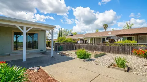 97 Sequoia Dr, Vacaville, CA 95687 photo 38