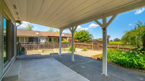 97 Sequoia Dr, Vacaville, CA 95687 photo 41