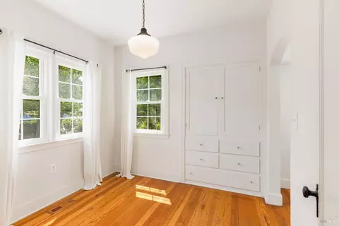 331 1st St, Healdsburg, CA 95448 photo 9