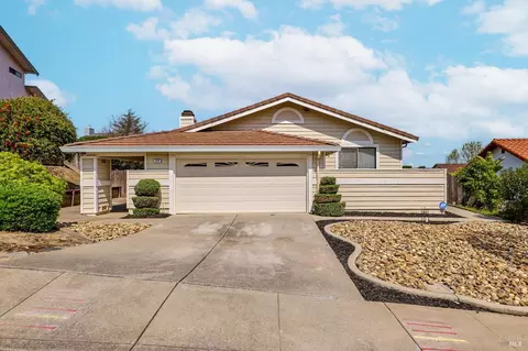 157 Meadowlark Way, Hercules, CA 94547