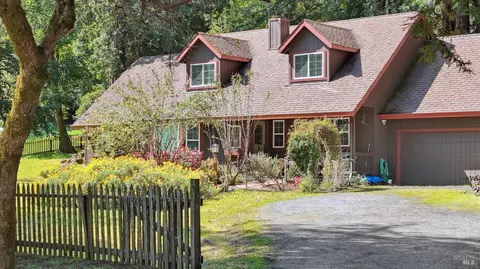1776 Jonive Rd, Sebastopol, CA 95472