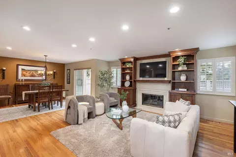 110 Valley Club Cir, Napa, CA 94558