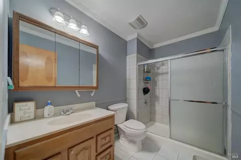Bath - 58 El Toro Ct, Fairfield, CA 94533 photo 1 of 2