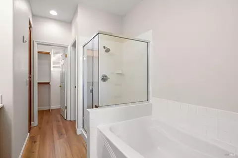 Bath - 845 Citation Ct, Napa, CA 94559 photo 2 of 5