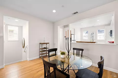 Dining - 845 Citation Ct, Napa, CA 94559 photo 2 of 3