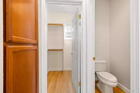 Entry Way - 845 Citation Ct, Napa, CA 94559 photo 3 of 4