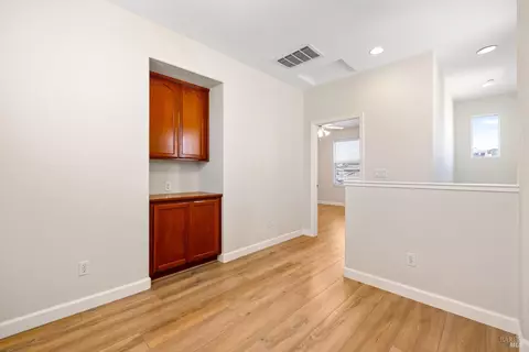 Entry Way - 845 Citation Ct, Napa, CA 94559 photo 1 of 4