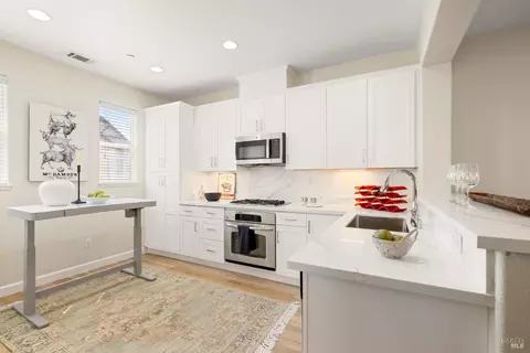 Kitchen - 845 Citation Ct, Napa, CA 94559 photo 2 of 8