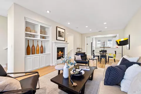 Living - 845 Citation Ct, Napa, CA 94559 photo 1 of 5
