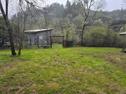 10625 Hearst Willits Rd, Willits, CA 95490 photo 7