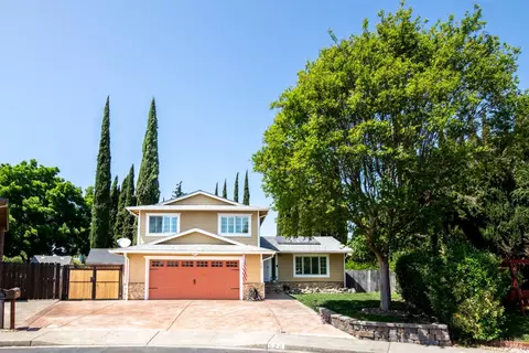 520 Moss Ct, Vacaville, CA 95687