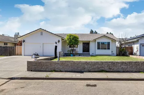 967 San Francisco Way, Rohnert Park, CA 94928