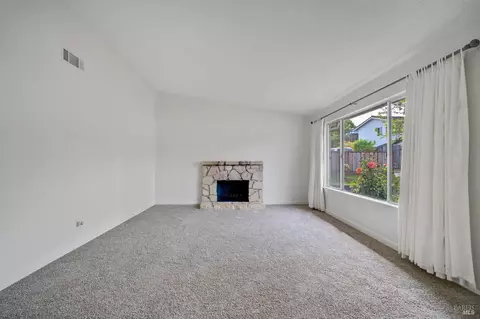 170 Wren Ct, Vallejo, CA 94591 photo 7