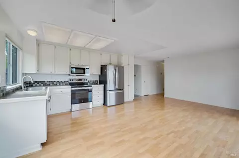 170 Wren Ct, Vallejo, CA 94591 photo 13