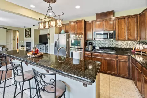 Kitchen - 1937 Moosup Ct, Fairfield, CA 94533 photo 5 of 6