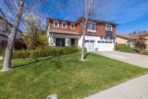 Exterior - 1937 Moosup Ct, Fairfield, CA 94533 photo 5 of 40