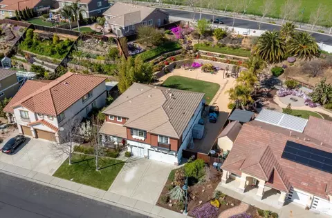 View/Area - 1937 Moosup Ct, Fairfield, CA 94533 photo 3 of 10