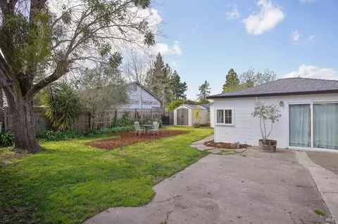 2716 Laurel St, Napa, CA 94558 photo 19