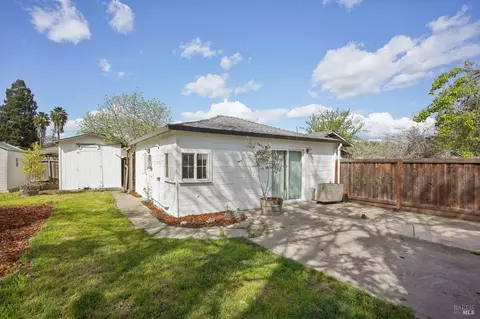2716 Laurel St, Napa, CA 94558 photo 20