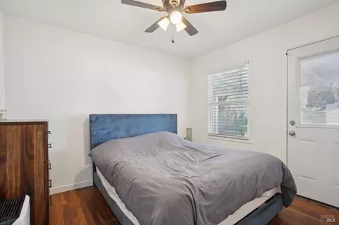 2716 Laurel St, Napa, CA 94558 photo 15