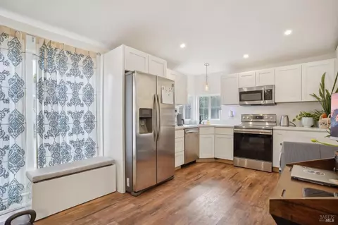 2716 Laurel St, Napa, CA 94558 photo 30