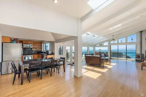 Dining - 6175 Highway 1, Bodega Bay, CA 94923 photo 1 of 3